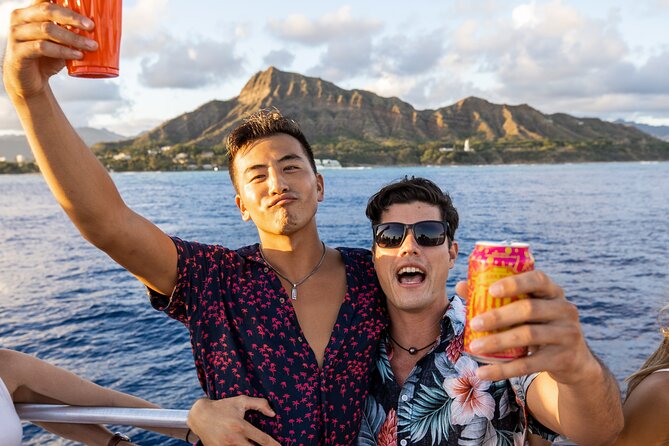 Premier Waikiki Sunset Party Cruise With Live DJ and Full Bar - Cruise Highlights
