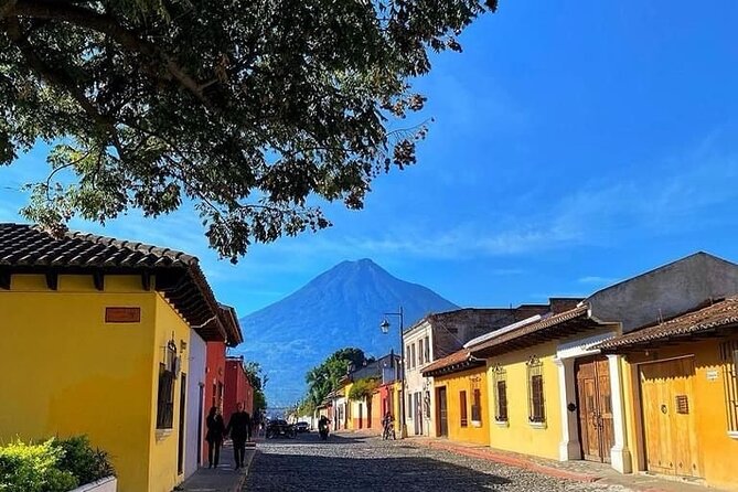 PRIVATE SHUTTLE AIRPORT/ANTIGUA - LAKE ATITLAN or VICEVERSA - Itinerary and Route Details
