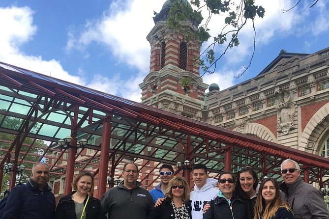 Private Statue of Liberty and Ellis Island Tour - Exploring Liberty Island