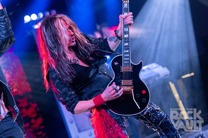 Raiding the Rock Vault at the Hard Rock Cafe in Las Vegas - Insider Tips for an Unforgettable Evening