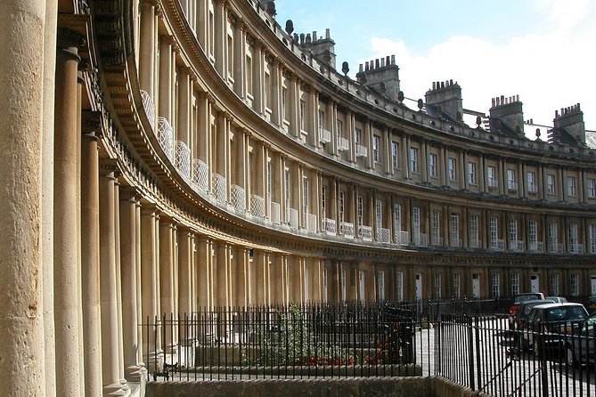 Roman Baths and Bath City Walking Tour - The Architectural Beauty of Bath