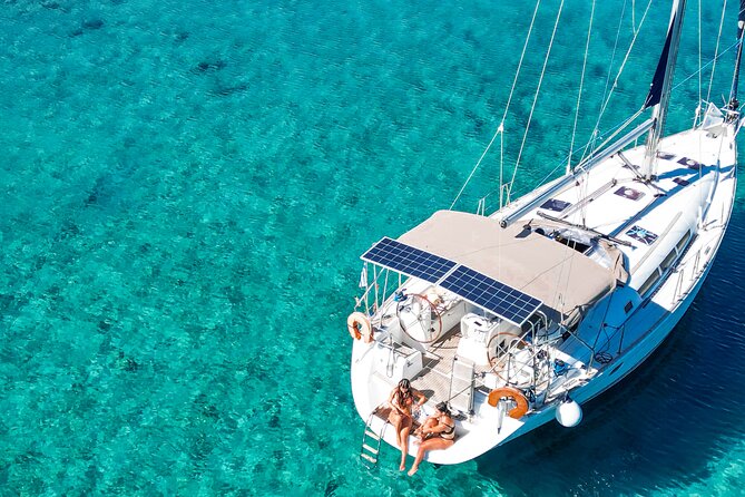 Sailing Cruise to Dia Island With Meal and Water Activities - Booking Details and Cancellation Policy