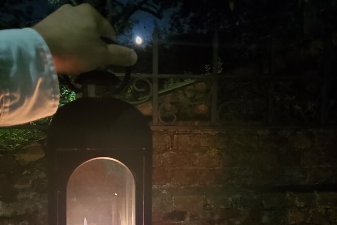 Savannah History and Haunts Candlelit Ghost Walking Tour - Navigating Cobblestone Streets and Cemeteries