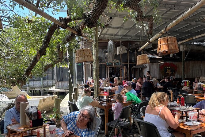 Savannah to Tybee Island With Dolphin Cruise - Lunch at The Original Crab Shack