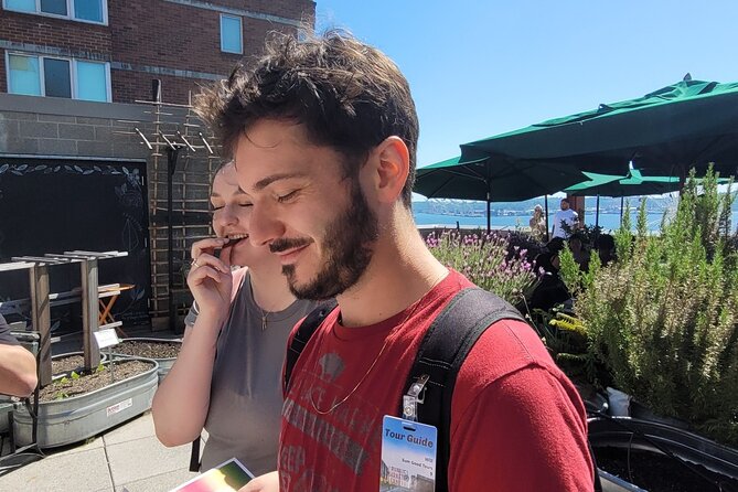 Seattle Chocolate Tour - Accessibility and Group Size