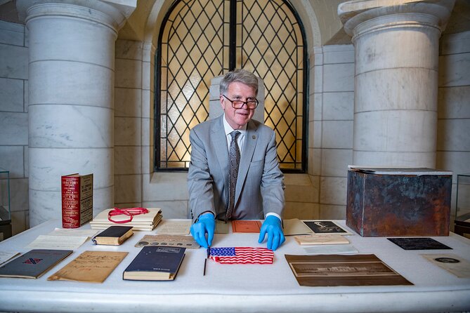 Skip-the-line National Archives Building Exclusive Guided Tour - Booking and Cancellation Policy
