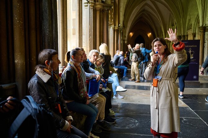 Skip the Line Tower of London & Westminster Tour and River Cruise - Embarking on the Thames River Cruise