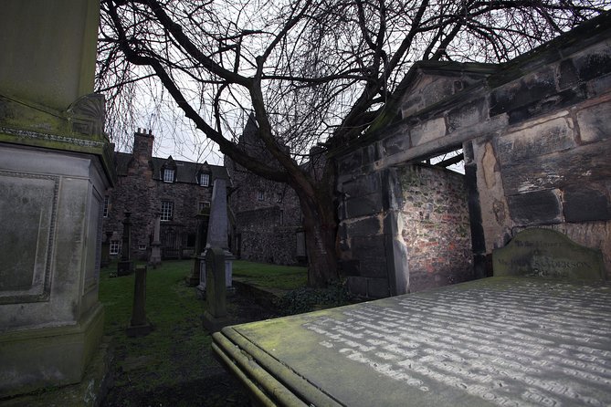 Small Group Edinburgh Underground Vaults & Graveyard Ghost Tour - Customer Reviews and Feedback