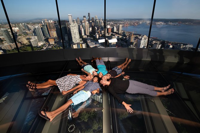 Space Needle and Chihuly Garden and Glass Combination Ticket - Operating Hours and Closures