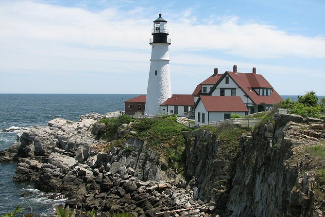 The Real Portland Tour: City and 3 Lighthouses Historical Tour With a Real Local - Meeting and Pickup Details