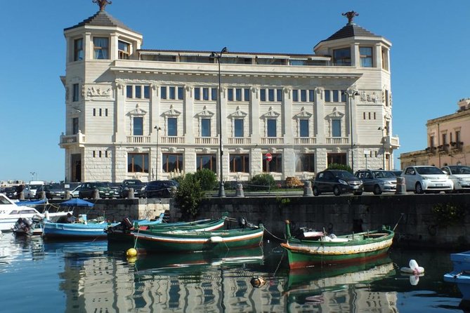 Tour of the Island of Ortigia and Exploration of Sea Caves With Baths. - Exploring the Main Caves Along the Coast