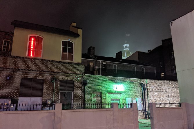 True Crime Pub Crawl - the Original Savannah Murder Tour - Group Size and Accessibility