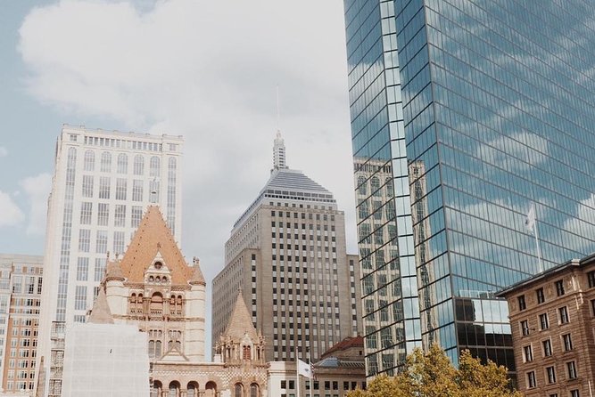 Walking Tour Downtown Freedom Trail + Beacon Hill & Copley Square - Knowledgeable Local Guides
