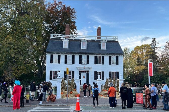 Wicked Awesome Tours: Witch Trial History and Salem Haunts! - Step Back in Time at Historic Sites