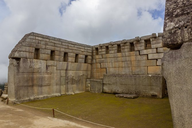 2-Day Machu Picchu Small-Group Tour From Cusco - Exploring Machu Picchu
