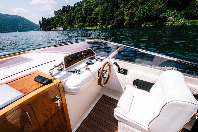 2 Hour Private Cruise on Lake Como by Motorboat - Customization and Additional Options