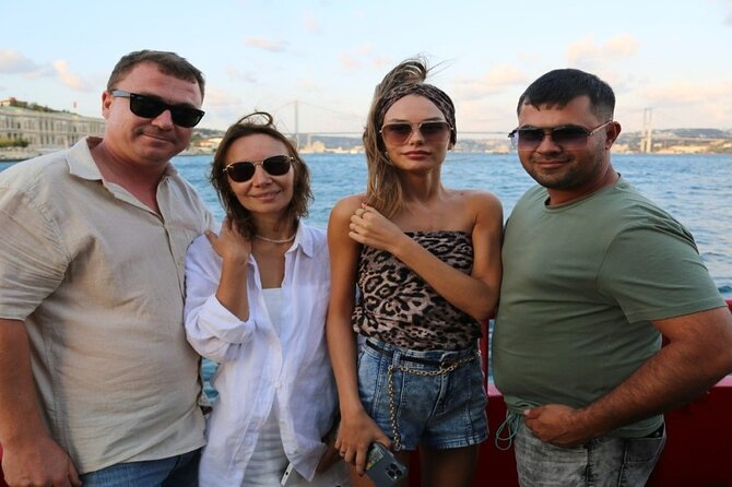 2 Hours Bosphorus Cruise Boat Tour in Istanbul - Practical Tips for the Cruise Tour