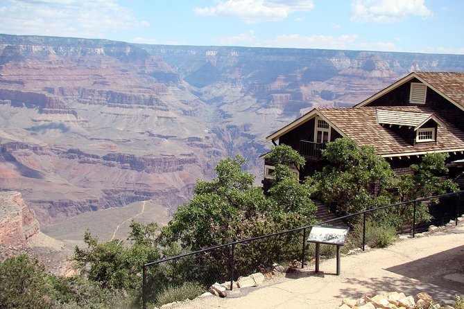 3 Hour Back-Road Safari to Grand Canyon With Entrance Gate By-Pass at 9:30 Am - Guided Walking Tour of the South Rim