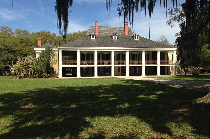 Airboat Swamp and Destrehan Plantation Tour From New Orleans - Accessibility and Restrictions