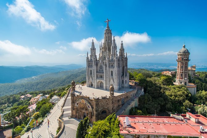 Barcelona Highlights Private Guided Tour With Hotel Pick-Up - Customizing the Tour Itinerary