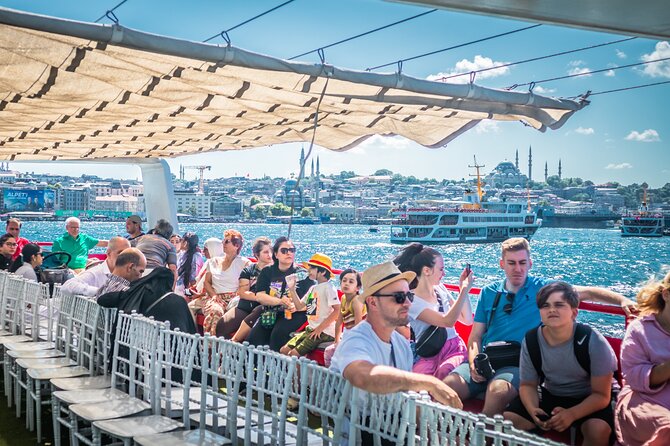 Bosphorus Cruise Boat Tour in İstanbul 3 Hours And Golden Horn - Choosing the Sunset Tour for Scenic Views