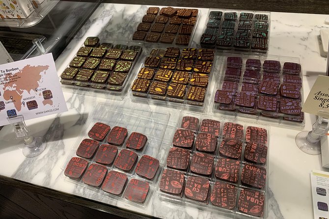 Brussels Chocolate Beer Waffle and Belgian Whiskey All-in-One (Small Group) Tour - Guided Sightseeing