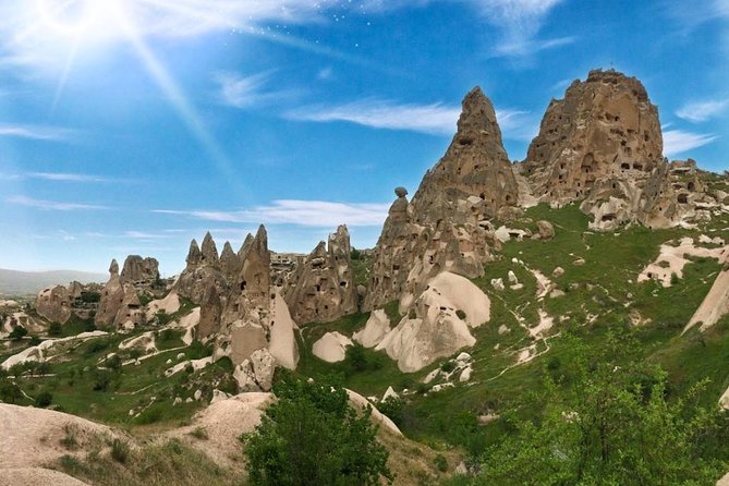 Cappadocia Red Tour (Pro Guide, Tickets, Lunch, Transfer Incl) - Exploring Göreme Open-Air Museum