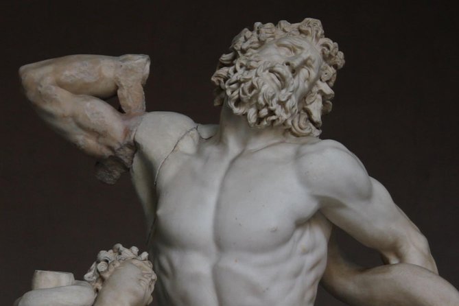 Complete Vatican (Museums, Sistine Chapel, Basilica) - Max 10ppl - Exploring the Vatican Museums