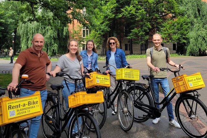 Full Bike Tour - the Old Town, Jewish Qtr & the Ghetto NEW BIKES - Visiting the Former Ghetto