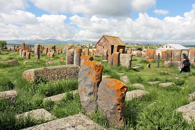 Group Tour: Lake Sevan, Hayravank, Noratus, Jermuk, Winery - Experiencing Jermuk