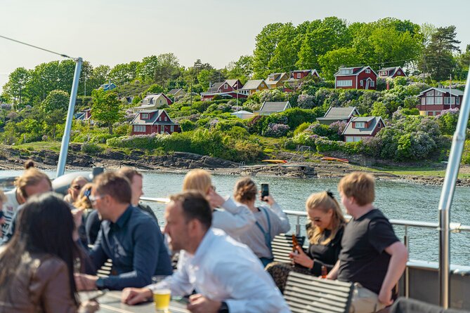 Guided Oslo Fjord Cruise by Silent Electric Catamaran - Uniqueness of the Silent Electric Catamaran