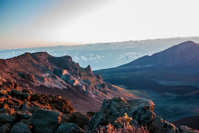 Haleakala Sunrise Spectacular: Legendary Views + Local Breakfast - Transportation and Tour Logistics