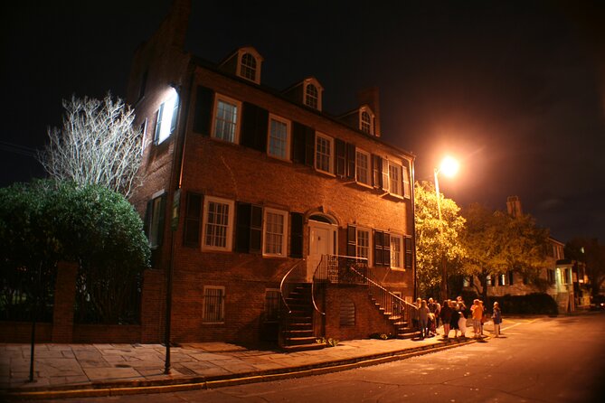Haunted Savannah Pub Crawl - Navigating the Meeting Details