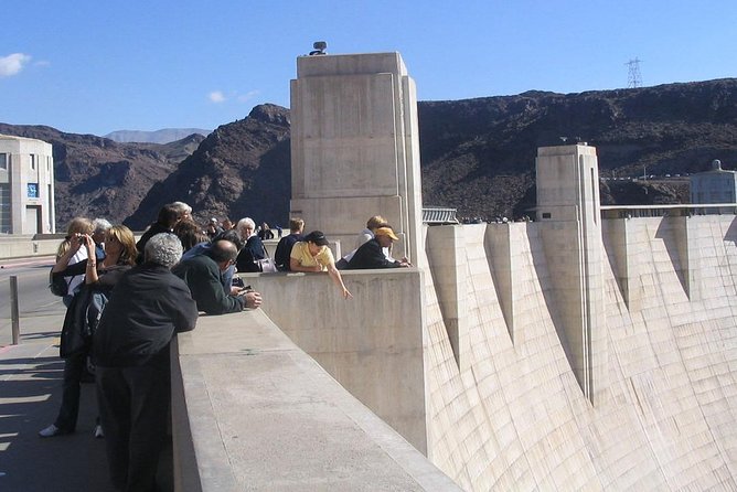 Hoover Dam Comedy Tour With Lunch and Comedy Club Tickets - Laughter and Learning on the Road
