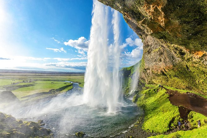 Icelands South Coast Full Day Tour From Reykjavik - Exploring Reynisfjara Beach