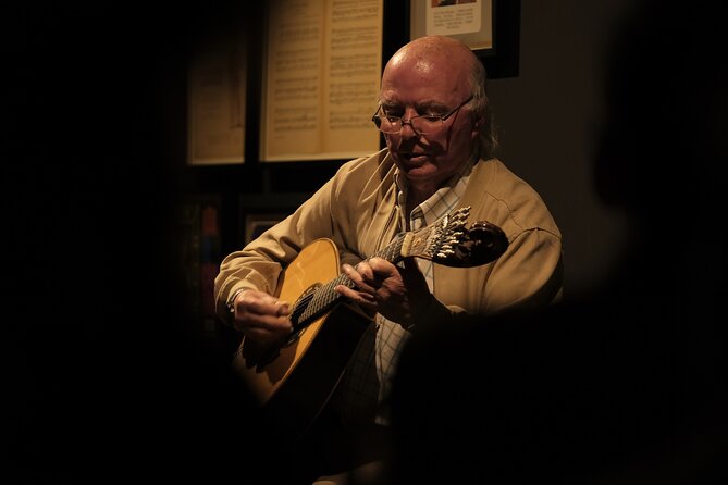 Ideal Fado Club - Accessibility and Booking Information