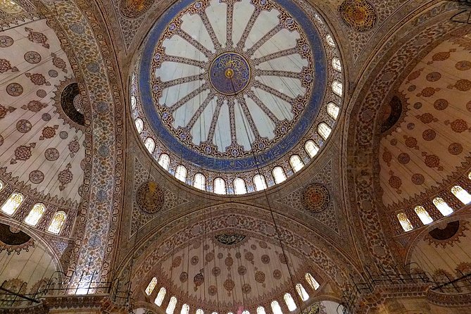 Istanbul: Blue Mosque & Hagia Sophia Small-Group Tour - Expert Guides and Their Praise