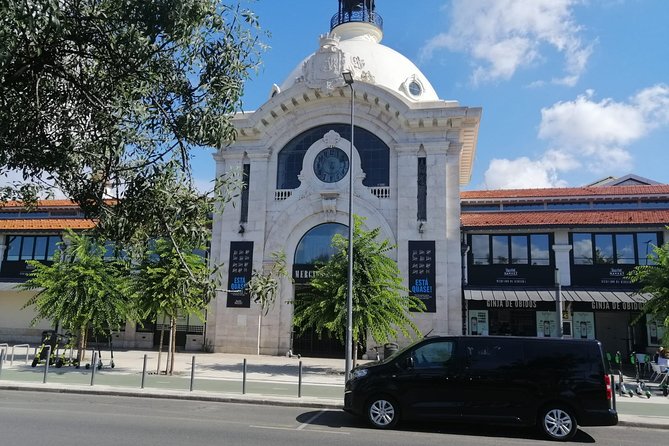 Lisbon Private Transfer to Airport - Personalized Airport Transfer Service
