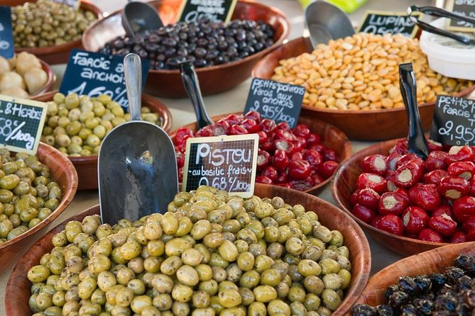 Luberon Market & Villages Day Trip From Aix-En-Provence - Exploring the Charming Villages of Provence