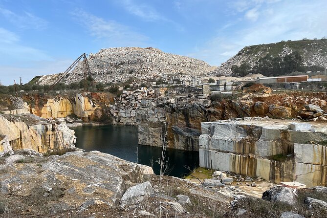 Marble Tour in Vila Viçosa - Marble Geology and Quarry Processes