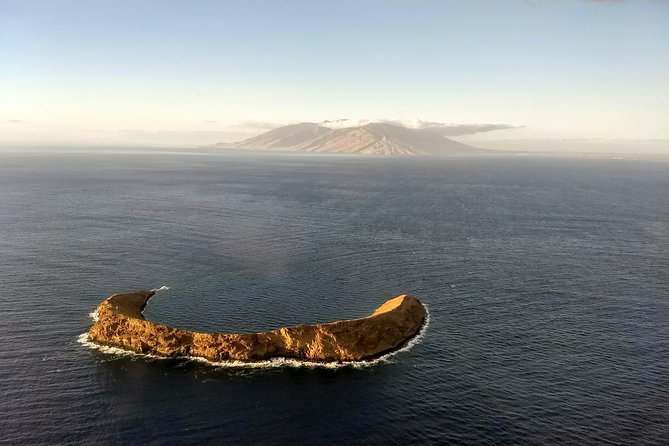 Maui Circle Island-PRIVATE- Air Tour: up to 5: Waterfalls & Lava! - Breathtaking Aerial Views