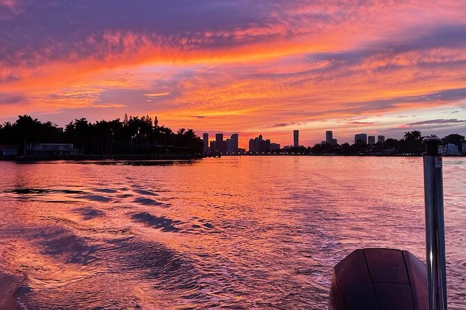 Miami Private Skyline Boat Cruise With Champagne - Booking Information
