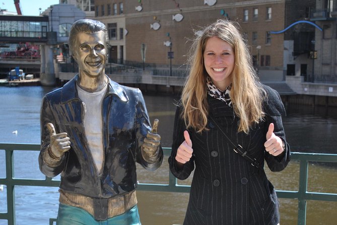 Milwaukee Tour - Experiencing the Citys Beer, Brats, and Baseball