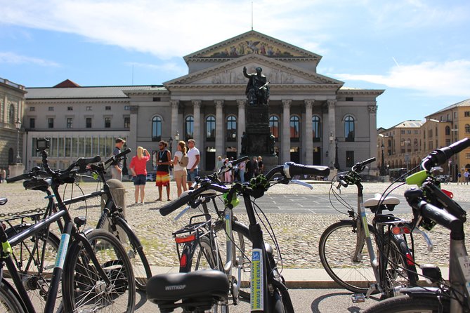 Munich Small-Group Bike Tour - Exploring Englischer Garten