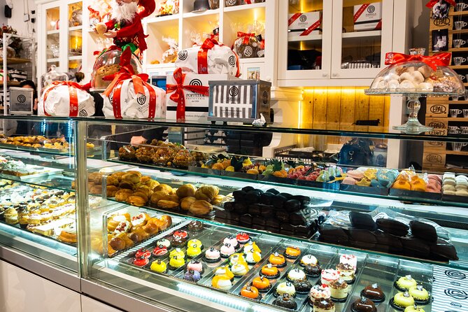 Naples Street Food Scene Tour: Small-Group Tasting Adventure - Savoring the Local Specialties