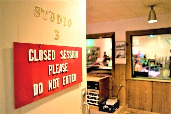 Nashville RCA Studio B & Country Music Hall of Fame Ticket Combo - Tour Logistics and Transportation