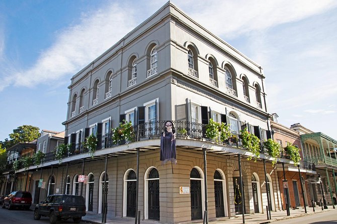 New Orleans City and Cemetery Sightseeing Tour - Experiencing the Tremé Neighborhood