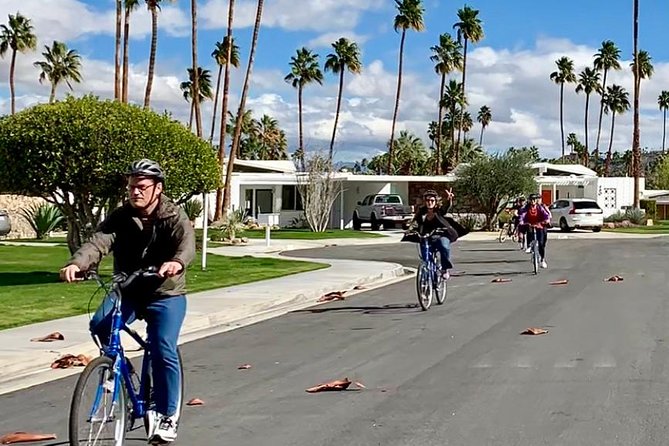 Palm Springs Modernism Architecture & History Bike Tour - Exploring Deepwell Estates