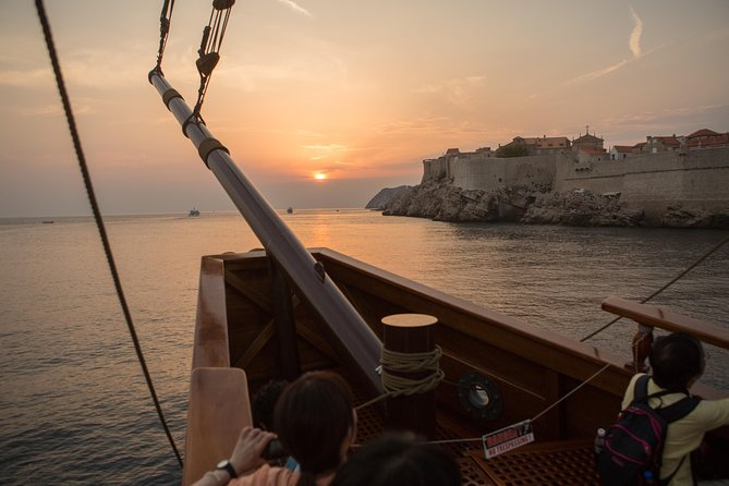 Panoramic Sunset Cruise From Dubrovnik - Booking and Reservation Policies
