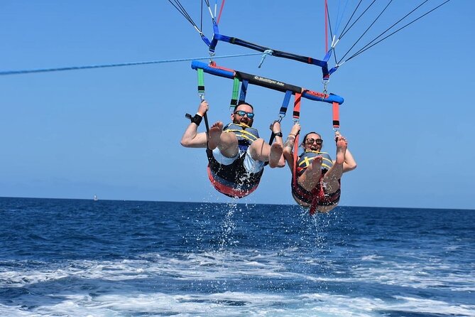 Parasailing in Waikiki Hawaii - Purchasing Souvenir Photos